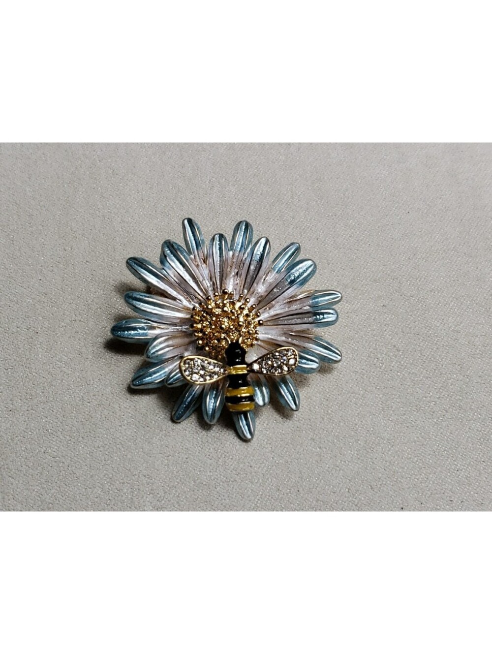 Daisy Flower Brooch with Bumble Bee Silvery Blue Enamel Rhinestone Accents